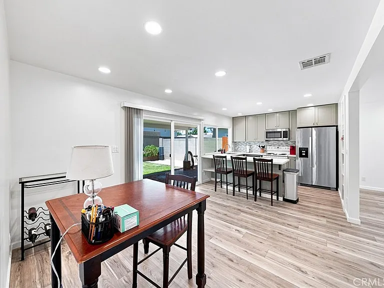 17611 Leslie Ave — Photo 10