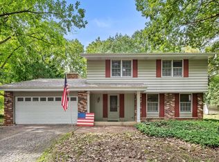 N10W27463 Rolling Ridge COURT, Waukesha, WI 53188