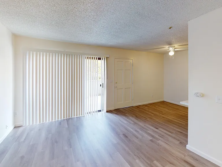 Garden Court Apartments — Photo 3