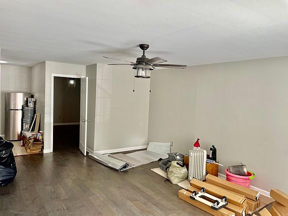 3rd image of 117 Davis Mill Ct #B