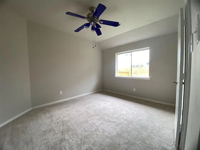 15922 Williwaw Dr — Photo 24