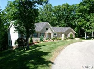 3948 Indian Ridge Ln, Defiance, MO 63341