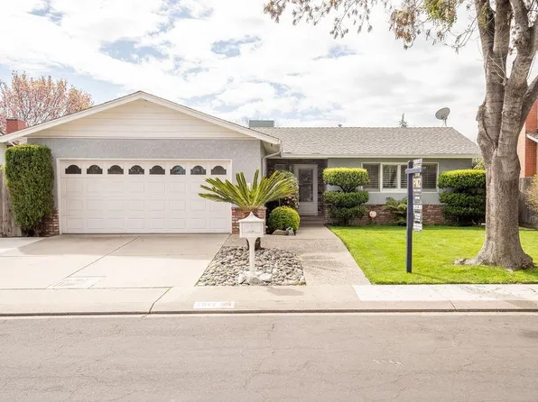 2012 Sweetwater Dr, Modesto, CA 95355