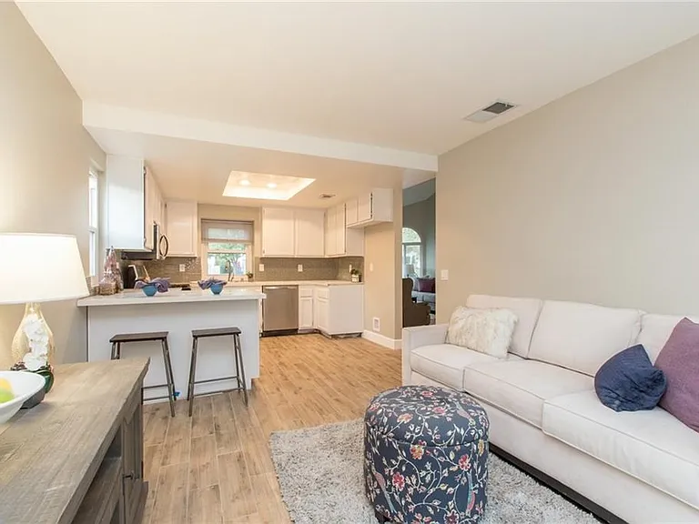 11441 Mount Johnson Ct — Photo 15