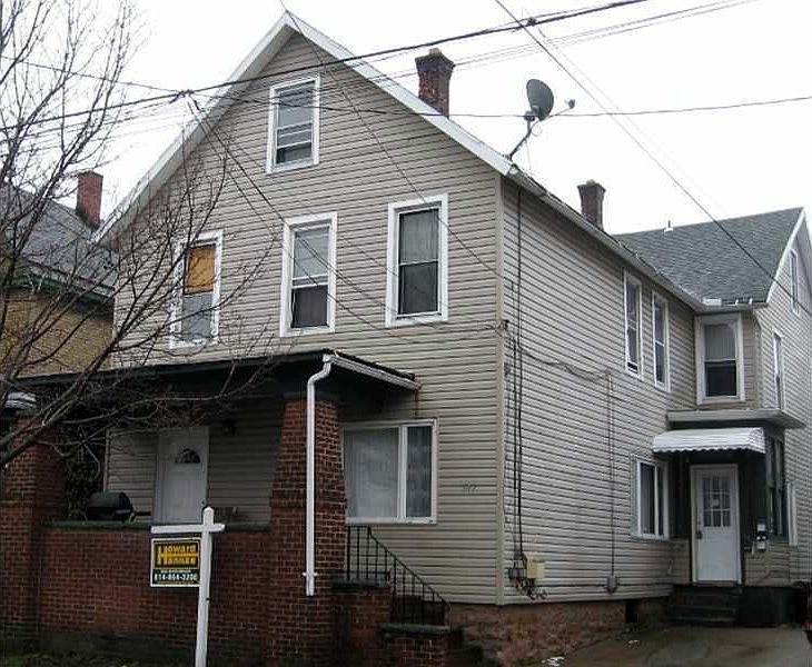 3 UNIT!!! Great INCOME!