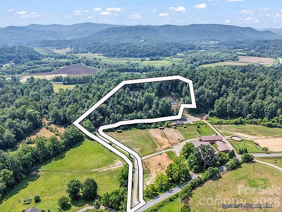 3rd image of 5717 Turnpike Rd