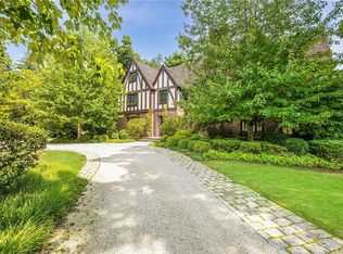 139 Morris Ln S, Scarsdale, NY 10583