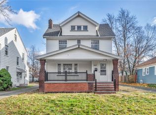 887 Englewood Rd, Cleveland Heights, OH 44121