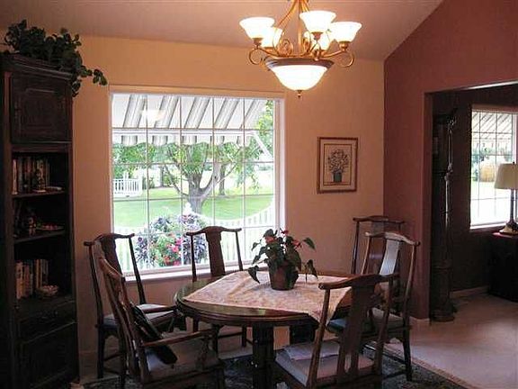 4th image of 1434 Stettler Pl
