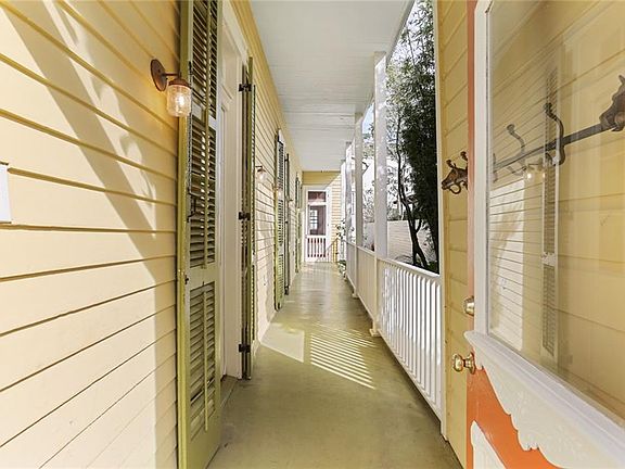 5th image of 2775 Orchid St