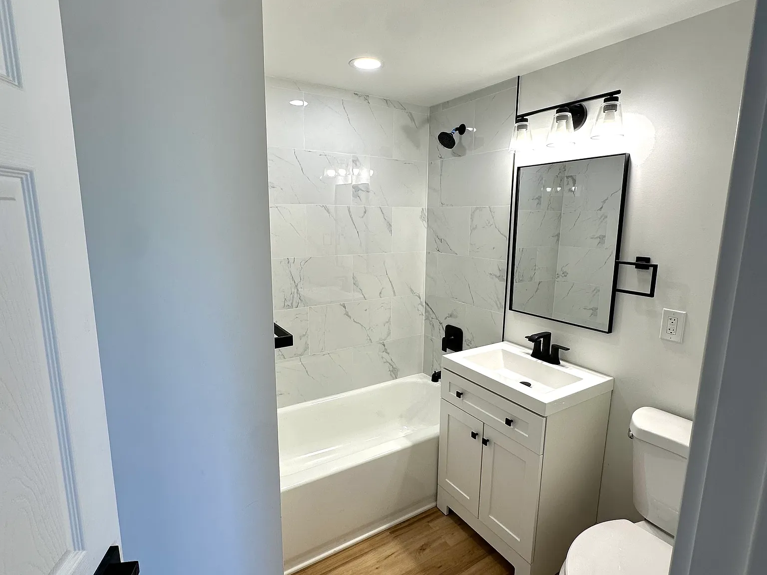 3 bed, 1500 sqft, $2,000 — Photo 2