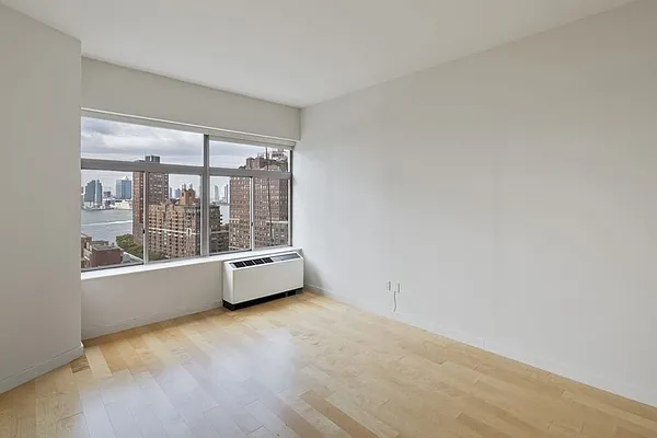 Rented by MOTION New York | media 23