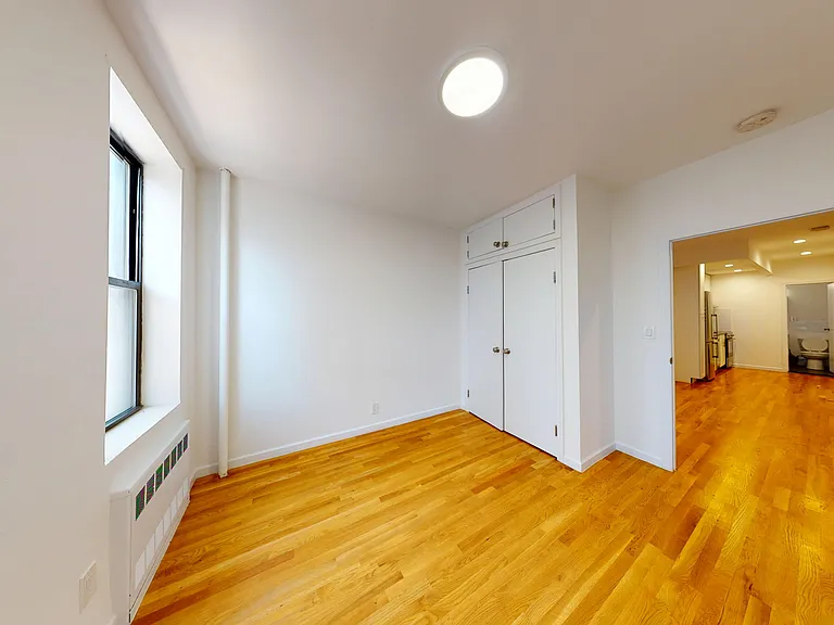 1441 York Ave #5FS — Photo 6