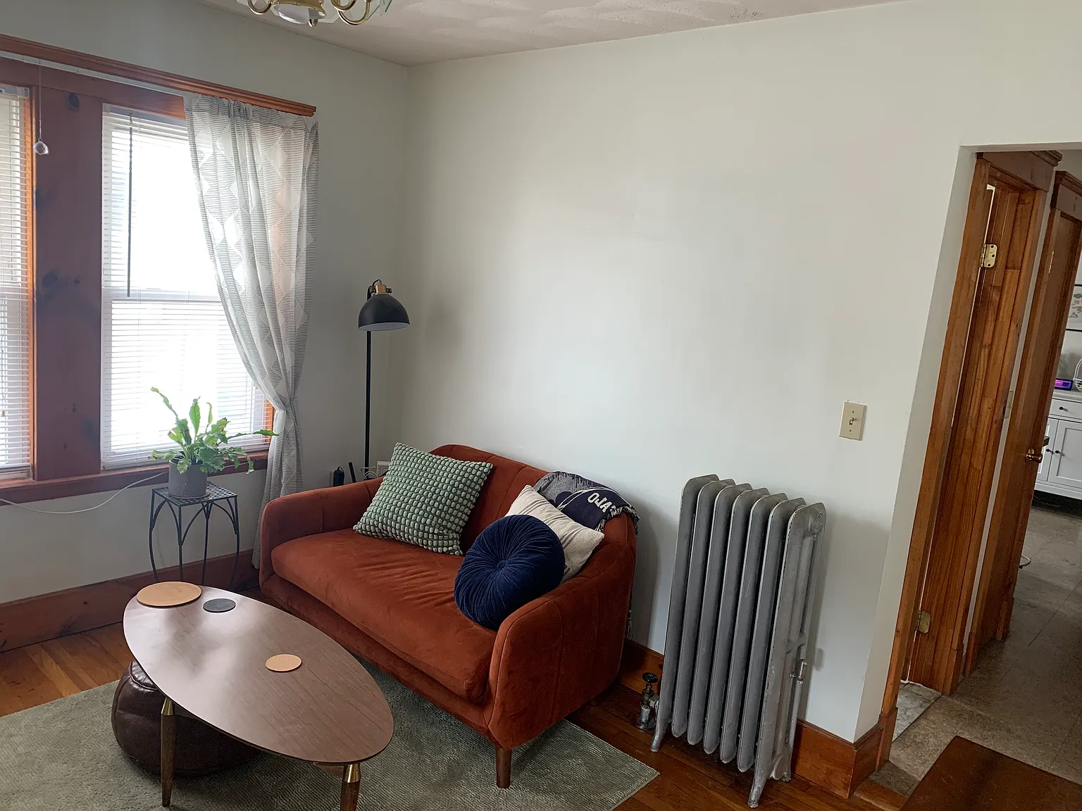 3 bed, 1003 sqft, $1,100 — Photo 3