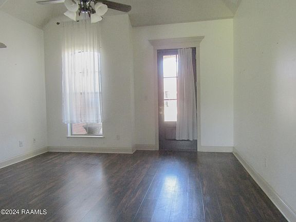3rd image of 202 Bald Eagle Dr