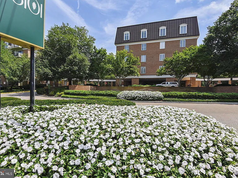 8101 Connecticut Ave #S307 — Photo 42