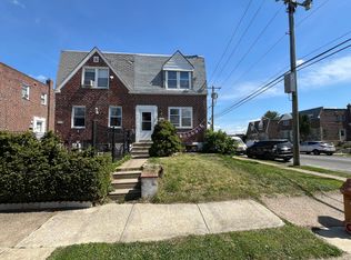 1851 Strahle St, Philadelphia, PA 19152