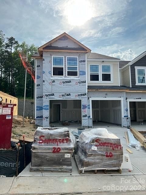 2nd image of 3832 Amalia Pl #20
