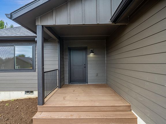 5th image of 20220 Berkshire Rd