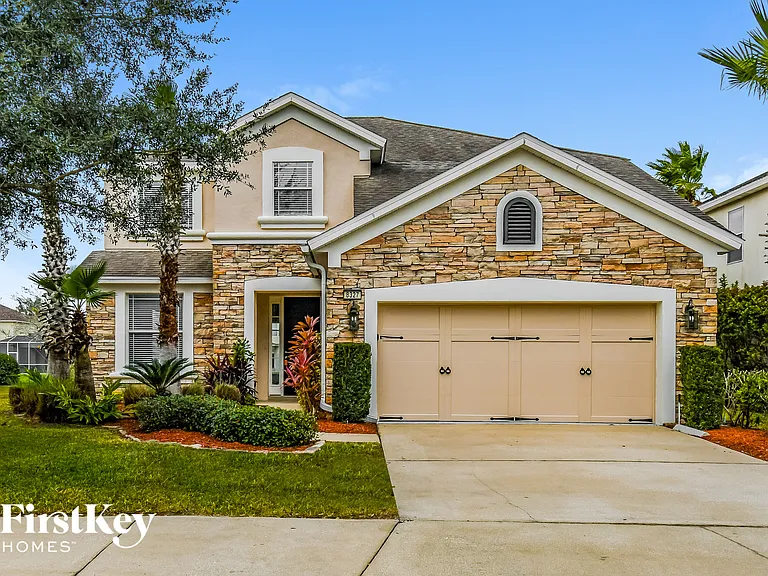 8327 Highgate Dr — Photo 1