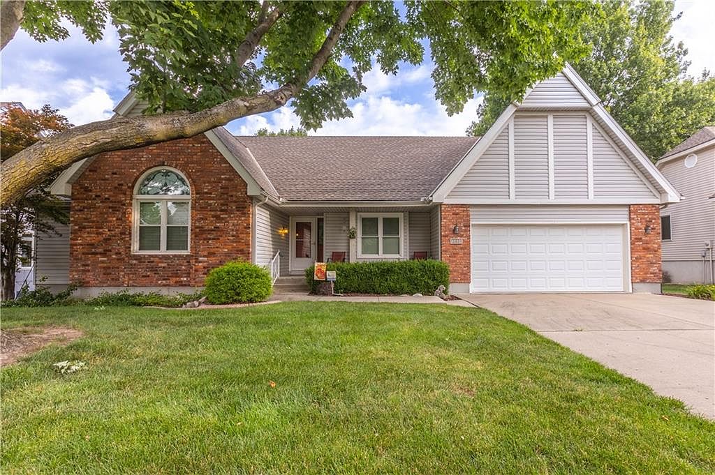 1610 NE 100th Ct, Kansas City, MO 64155 Zillow