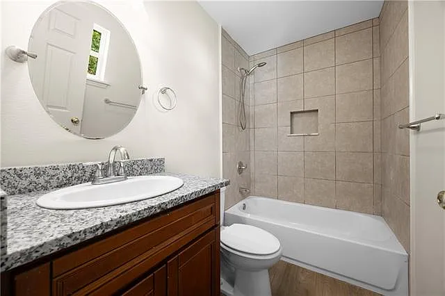 2443 N Miro St — Photo 14