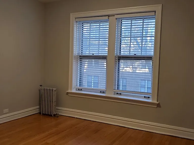1619 W Thome Ave #1S — Photo 5