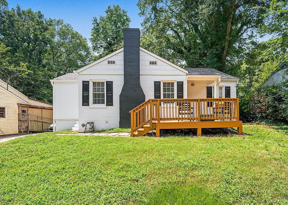 1st image of 1391 Lorenzo Dr SW #2