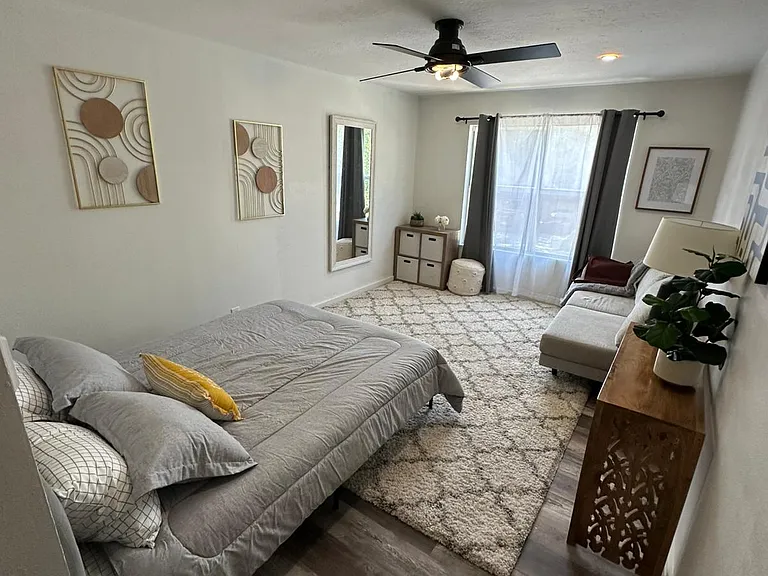 9426 Celine Dr — Photo 31