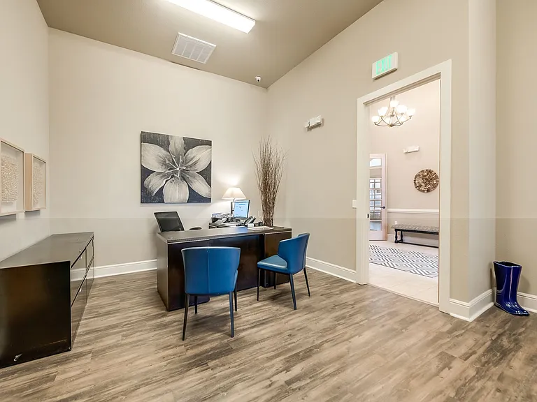 Majors Place — Photo 42