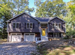 148 Lippitt Ave, Cumberland, RI 02864