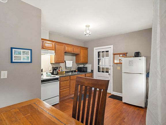 5th image of 626 Whittington Ave