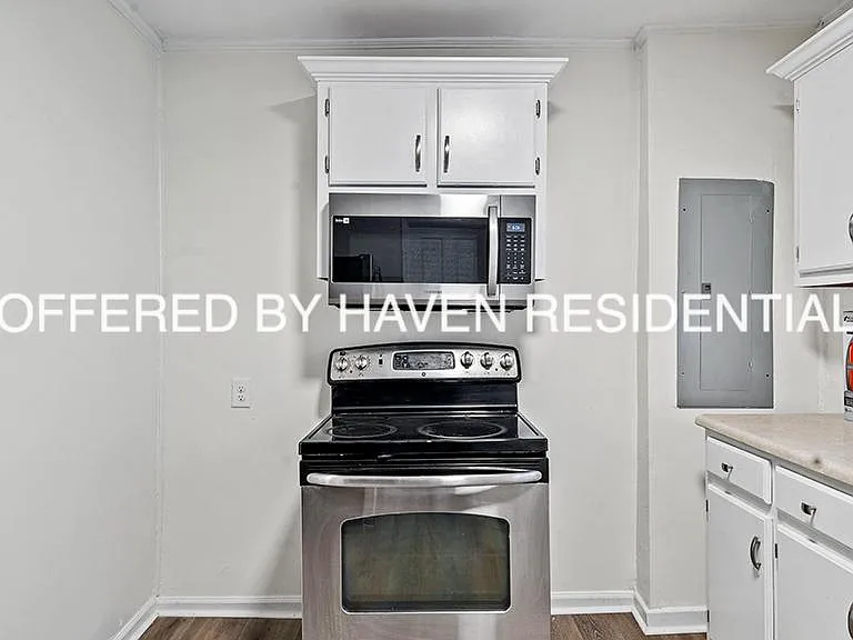 423 Church St NW — Photo 21