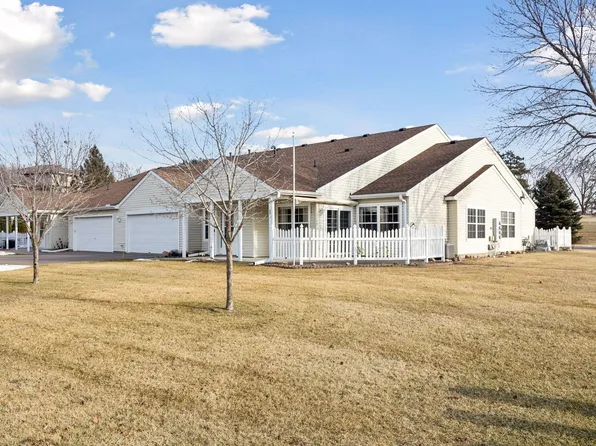 19240 Freeport Ct NW, Elk River, MN 55330