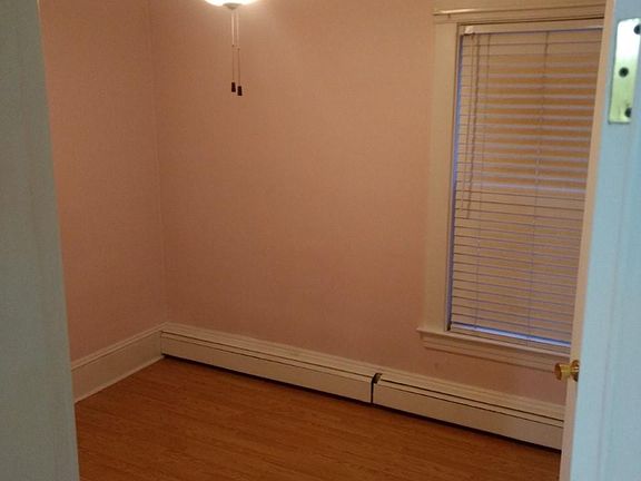 4th image of 27 Palmer St #27