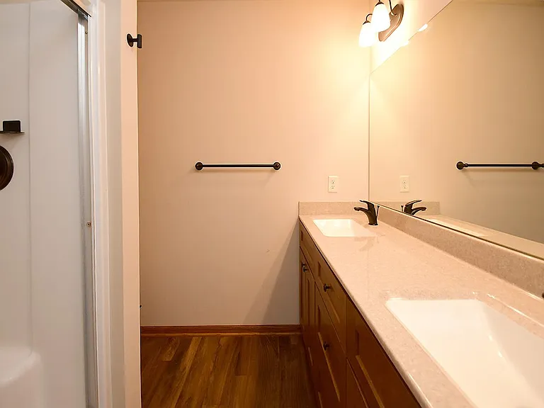 9009 Buckshot Rd — Photo 12