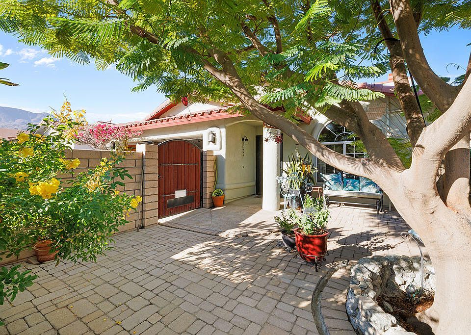 1st image of 54685 Avenida Alvarado