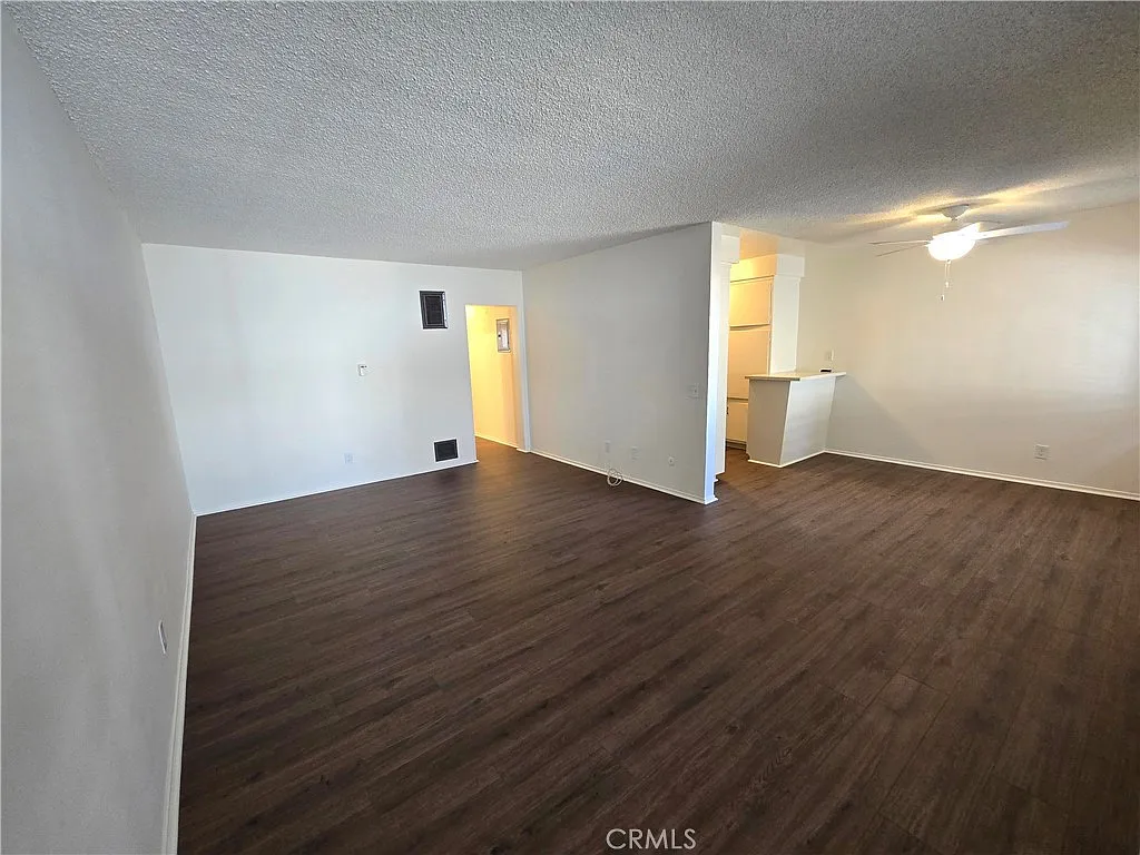 Building Photo - 123 W Lomita Ave #2