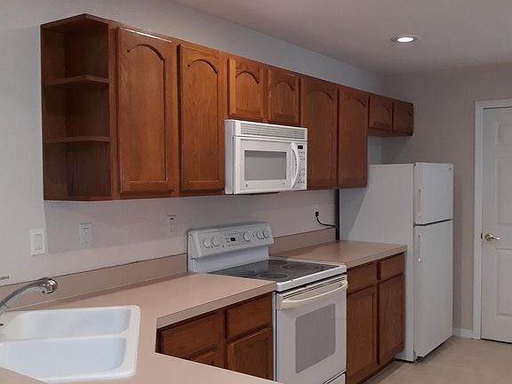 3rd image of 1837 Hammocks Ave Unit 1204