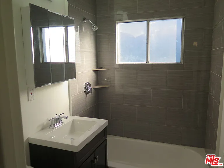 833 N Kingsley Dr #2 — Photo 16