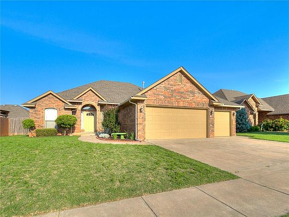 3rd image of 4725 Millstone Dr