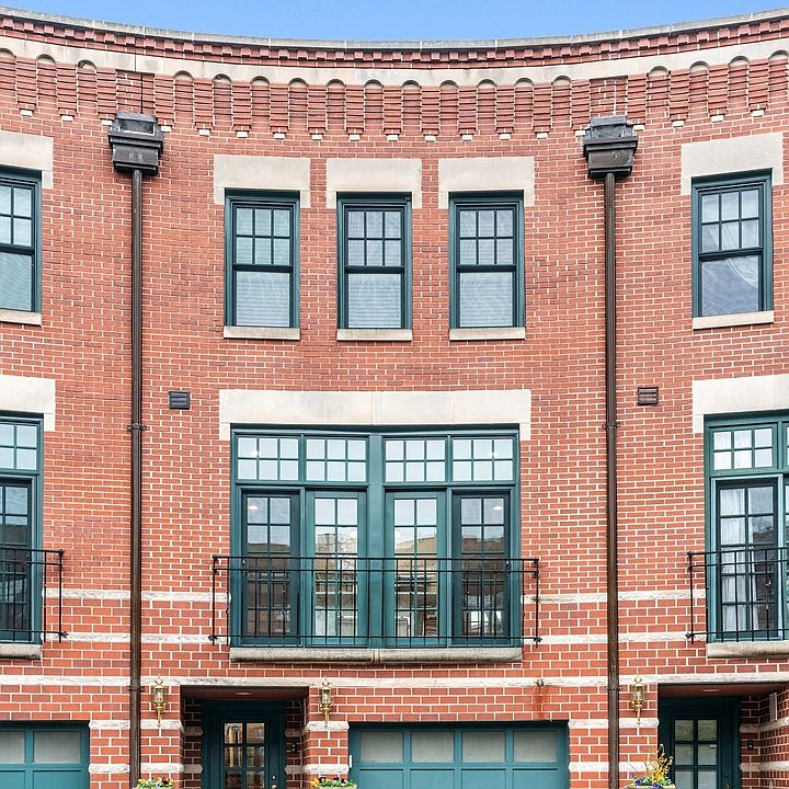 1st image of 1412 W Wrightwood Ave APT B