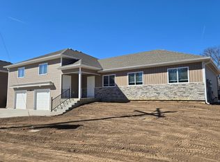 8125 N North Browns Station Rd, Columbia, MO 65202