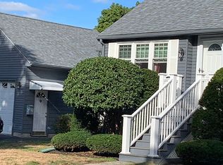 8 Willis Rd, Peabody, MA 01960