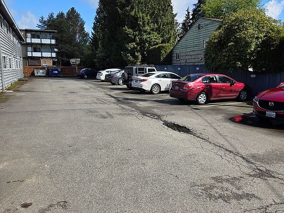 3rd image of 12700 Greenwood Ave N #103
