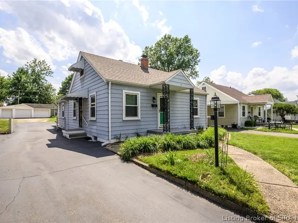 8 Mann Court, New Albany, IN 47150
