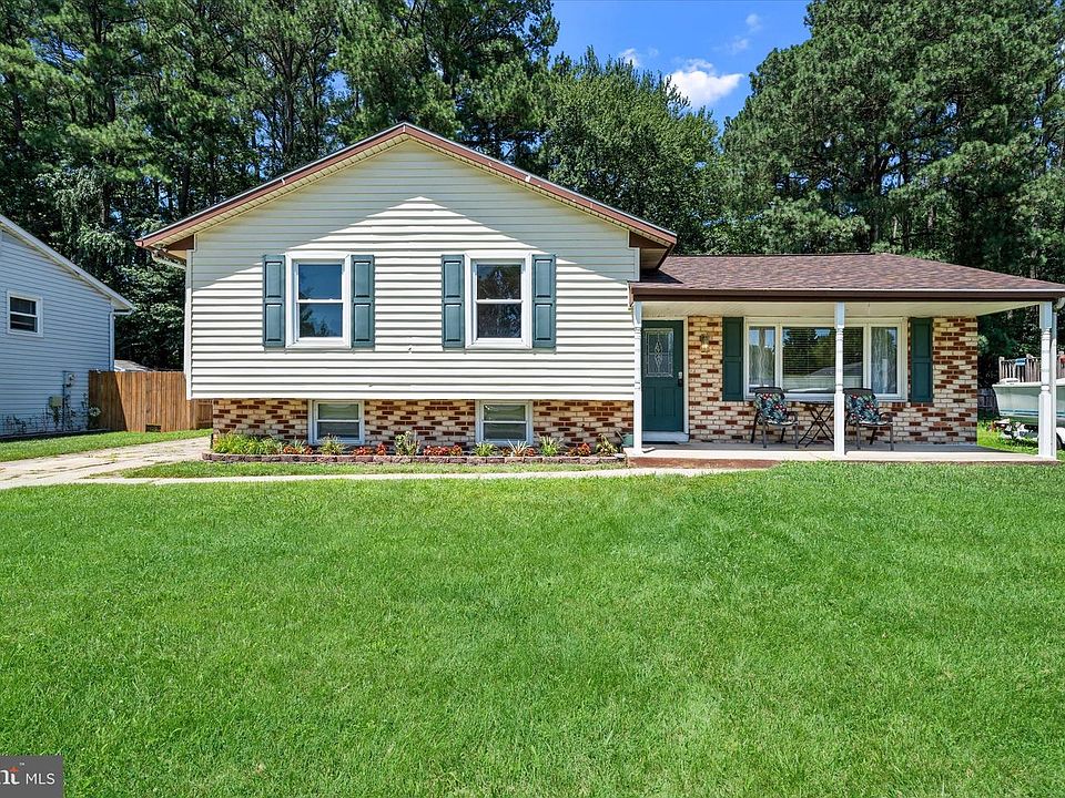 1st image of 129 Scottfield Dr