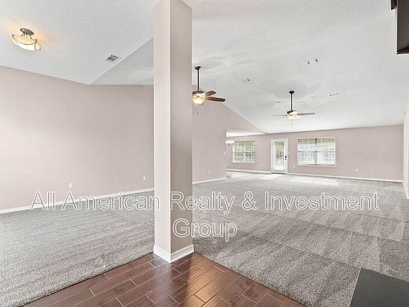 3rd image of 2363 Sunrise Dr