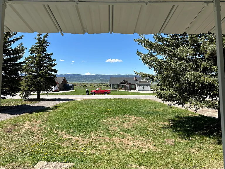 GREAT VIEW FROM THE FRONT DECK