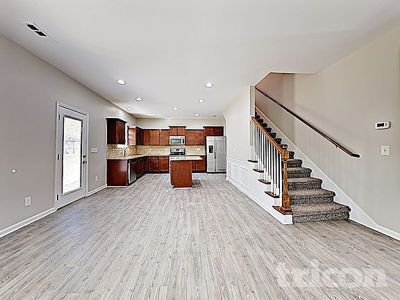 4th image of 7513 Nathaniel Woods Blvd